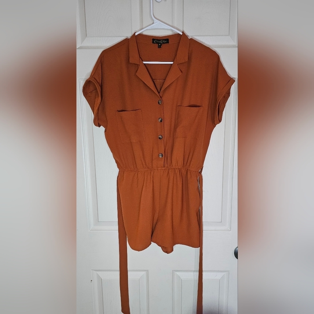 Petal Roz Rust Button Front Romper Tie Waist Pockets - Size Medium